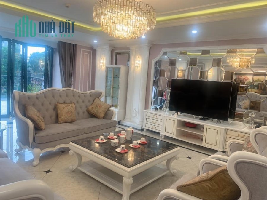 Bán tòa nhà 9 tầng MP CÁT LINH, Có Hầm, Kinh doanh, Vỉa hè, 190m2, 80 tỷ