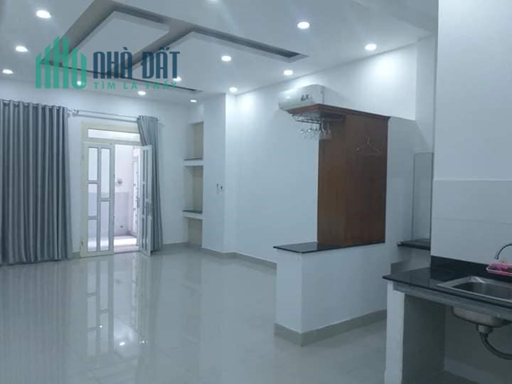 Bán nhà Khánh Hội,quận 4, gần hẻm xe hơi 10m,nhà mới ở ngay, nhỉnh 2,1 tỷ,lh 0989149953