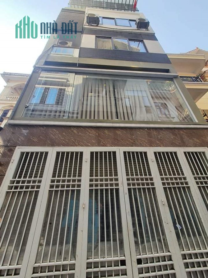 Bán nhà Cầu Giấy, phân lô, gara ô tô DT 40m2*6T, MT 5.5m, Giá 8.1 tỷ