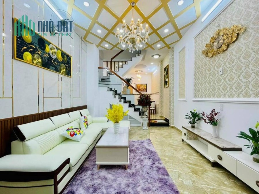 Bán gấp nhà Quận 10, 71m2 Cao Thắng, Ngang 5M, chỉ 9,5 Tỷ.