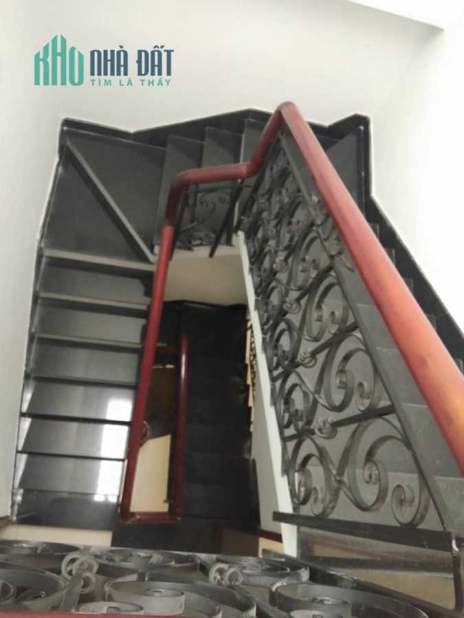 Con đang du học, bán gấp nhà Dương Văn Dương Tân Phú, hẻm xe hơi, 3 tầng chỉ 6 tỷ2, TL