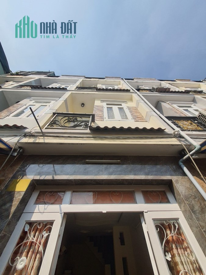 Trần Hưng Đạo, Quận 1, 4 Tầng BTCT, Thu Nhập 12 Triệu, Chỉ 3 tỷ 9. 0909192966