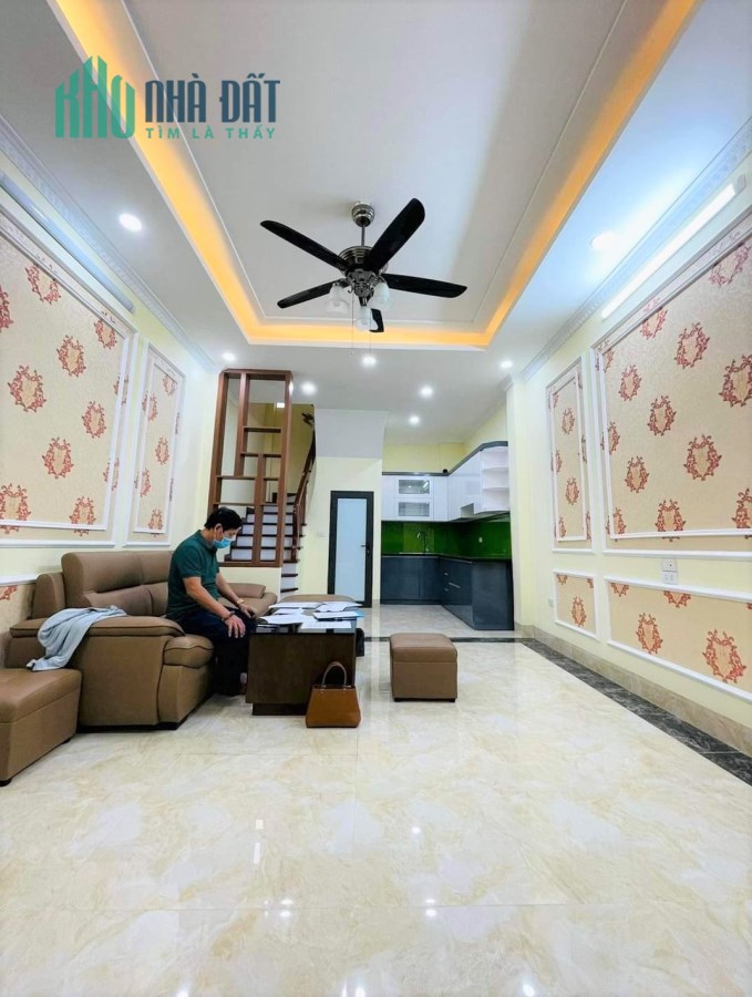 Bán nhà Nguyễn Viết Xuân, 36m2 x 5 tầng, ô tô cách 15m, chỉ 3.9 tỷ.