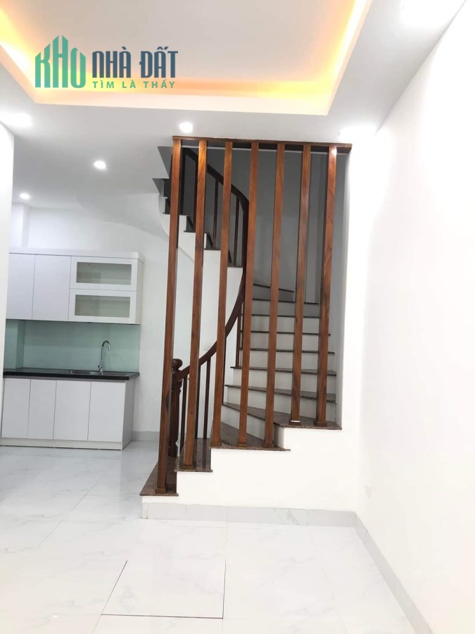BÁN NHÀ 3TẦNG MỚI TOANH.TAI BẮC THĂNG LONG.ĐA-HN..2TỶ