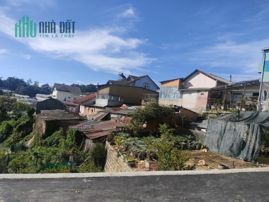 Bán đát xây biệt thự view đẹp ở đường Nguyễn Đình Quân 348m2 ngang 20m m giá 10ty7