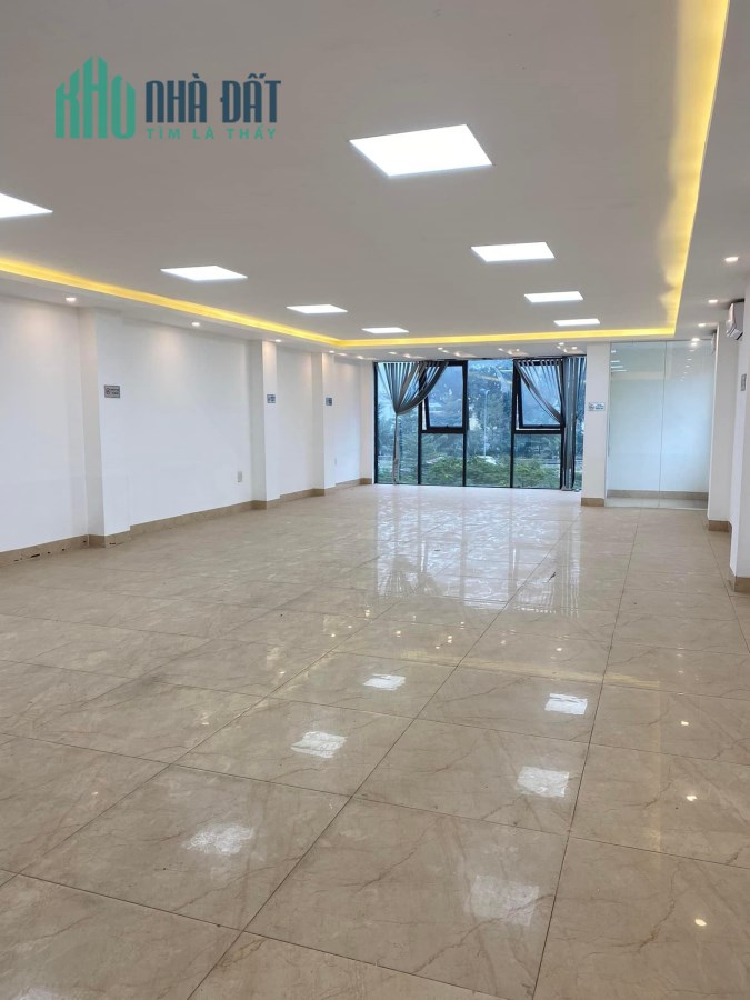 Bán nhà TRẦN QUANG DIỆU ĐỐNG ĐA Vỉa hè 3 Ô tô tránh 70m2, Mt 5m, Giá 17.7 Tỷ.