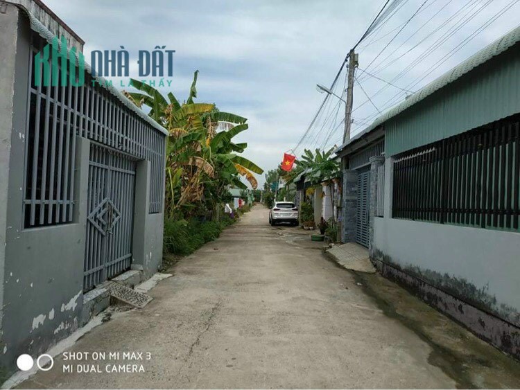 Bán đất QL51, x. Long Phước, Long Thành: 4,4( 7,1m) x 15, giá 1,19 tỷ.