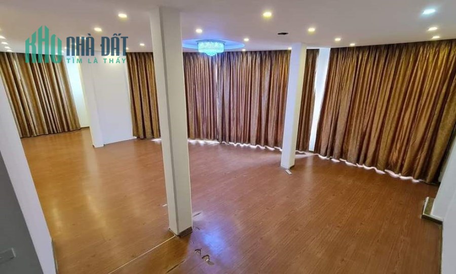 LÔ Góc mặt phố Lê Thanh Nghị sầm uất gần phố Trần Đại Nghĩa 50m2x5T chỉ 18.9 tỷ. 0989.62.6116