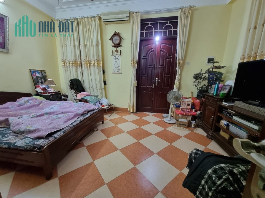 Bán Gấp Nhà Phố GIẢI PHÓNG, Quận HOÀNG MAI: 80Mx4 Tầng, PHÂN LÔ, Ô TÔ TRÁNH, 10.5 TỶ