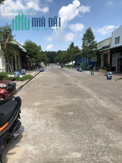 Gia đình kẹt tiền nên cần bán gấp lô đất 125m2 giá chưa đến 1tỷ