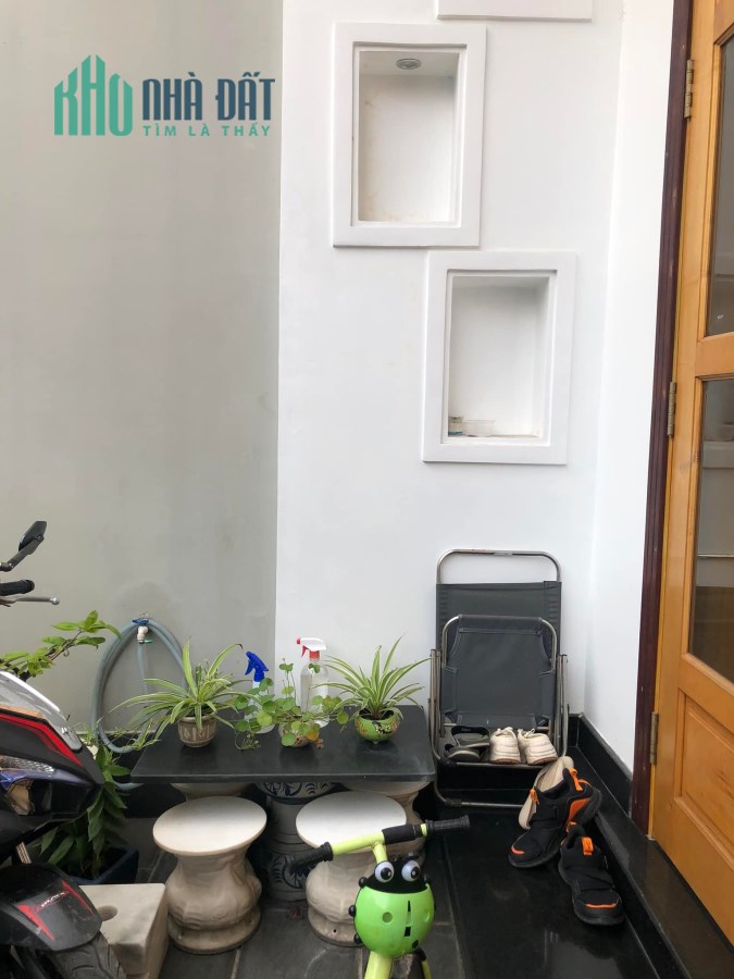 Biệt thư mini, 137m2, ngang 6m đường Đặng Văn Bi, F. Trường Thọ giá hơn 8 tỷ.