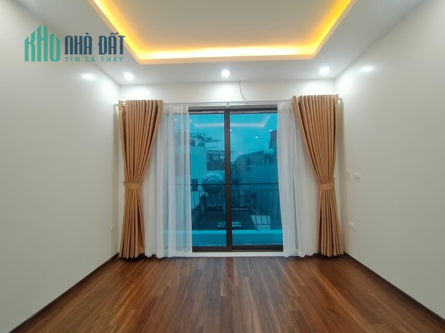 Bán Nhà Riêng Minh Khai, 6 Tầng, Ba Gác Đỗ Cửa, Ô Tô  Cách 15m, 38m2 ,5 Tầng Giá 4.8 Tỷ.