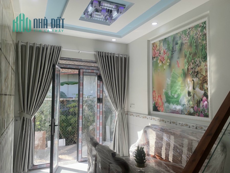 - Bán nhà MT Hẻm 1506 huỳnh tấn phát p. Phú mỹ, Quận 7, Tphcm