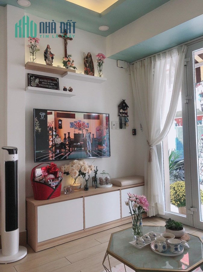Bán đất gần khu VIP Phú Mỹ Hưng, dt khủng 104,6m2 , giá chưa đến 4 tỷ, LH ngay 0989149953