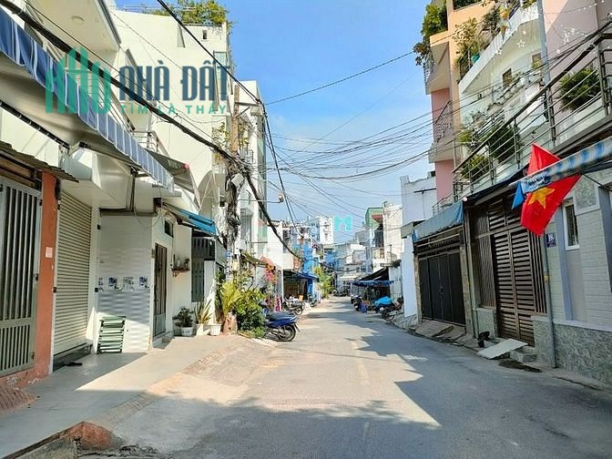 Bán gấp nhà HXH, Nguyễn Kiệm, Gò Vấp, DT 150m2, MT 15m, 11.95 Tỷ