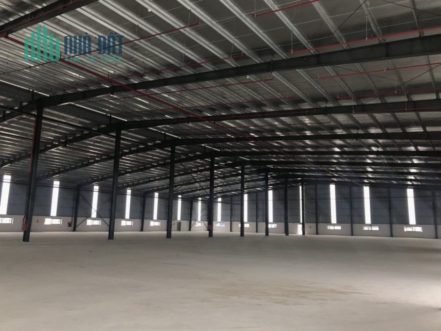 Cho thuê xưởng 950m2 KCN Quế Võ 1vào được ngay, lắp được cẩu trục. LH 0988 457 392