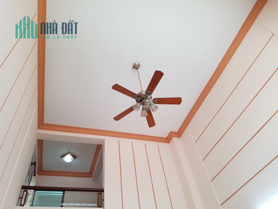 Bán đất chính chủ chưa qua đầu tư, cách MT 30m, không quy hoạch, Huỳnh Tấn Phát,quận 7