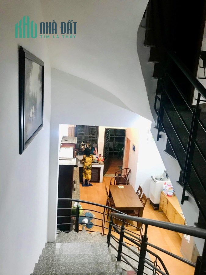 Bán nhà Dương Quảng Hàm, P.5, GV: 4 x 18, giá 5,5 tỷ