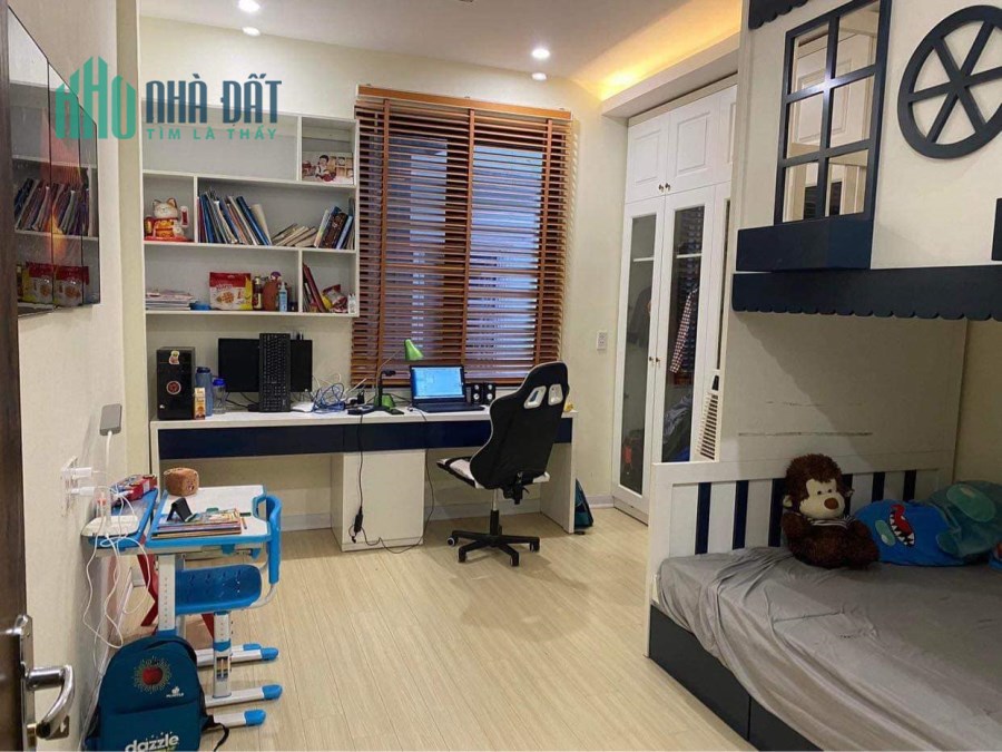 Bán nhà mặt phố Quan Nhân,DT 76m x 3 tầng,mặt tiền 4m
