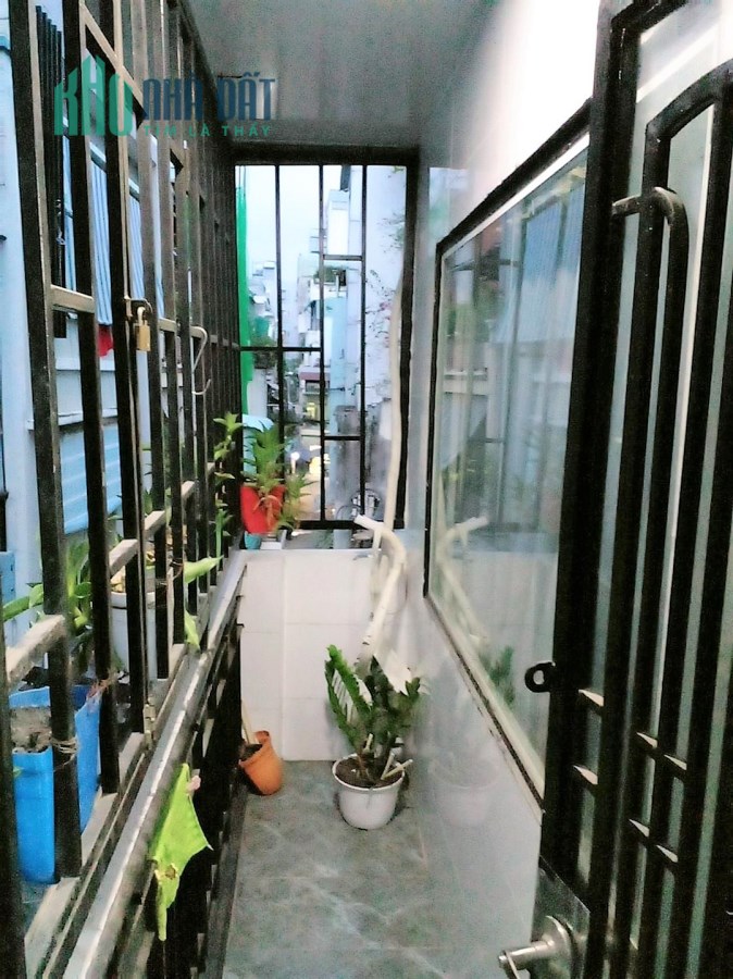 Chỉ 2,65 tỷ có ngay nhà Khu Bắc Hải, Q10