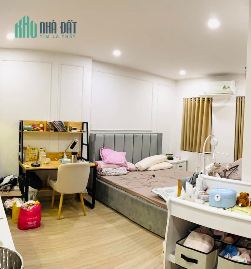 Thanh lý căn nhà đẹp đường Cao Thắng, xem là muốn chốt luôn