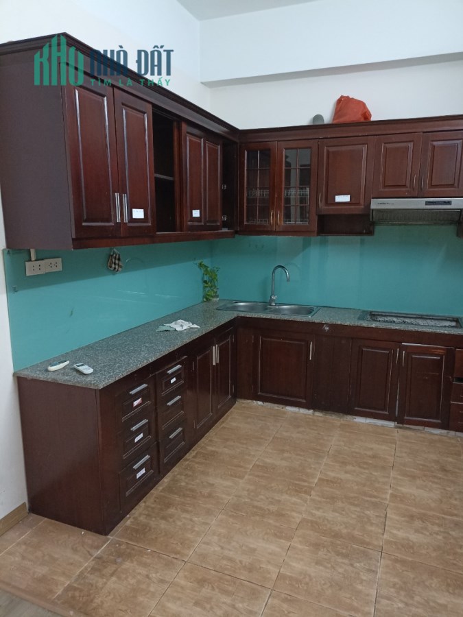 Giá tốt! Chính chủ bán chung cư CT3 Yên Hòa, Cầu Giấy, Dt 84m2, 2PN