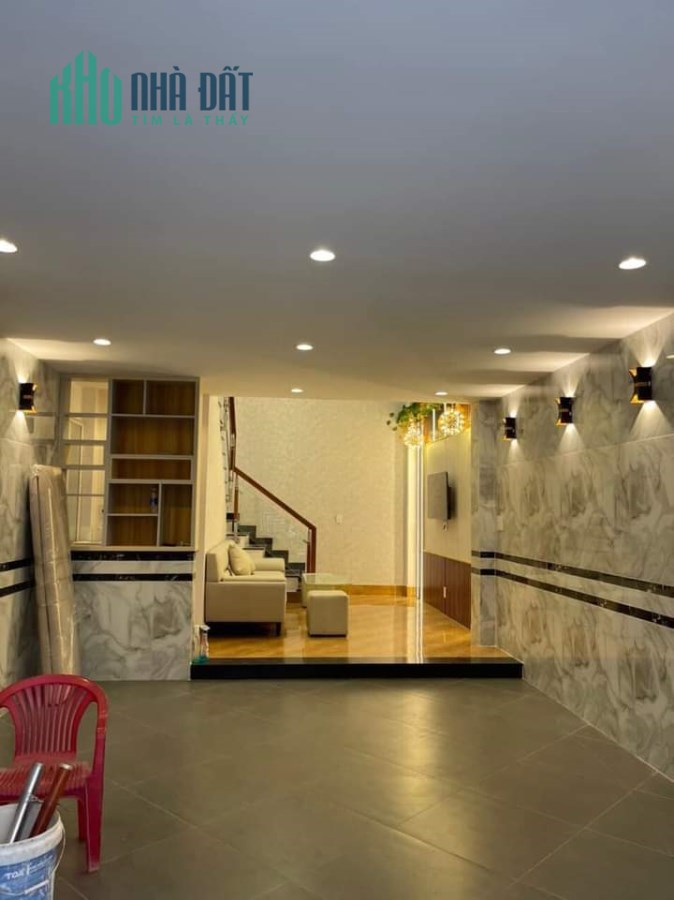 NHÀ MT, PHƯỜNG 9, GÒ VẤP, GIÁ 6,2 TỶ, 42M2 (4*10), 4 TẦNG.