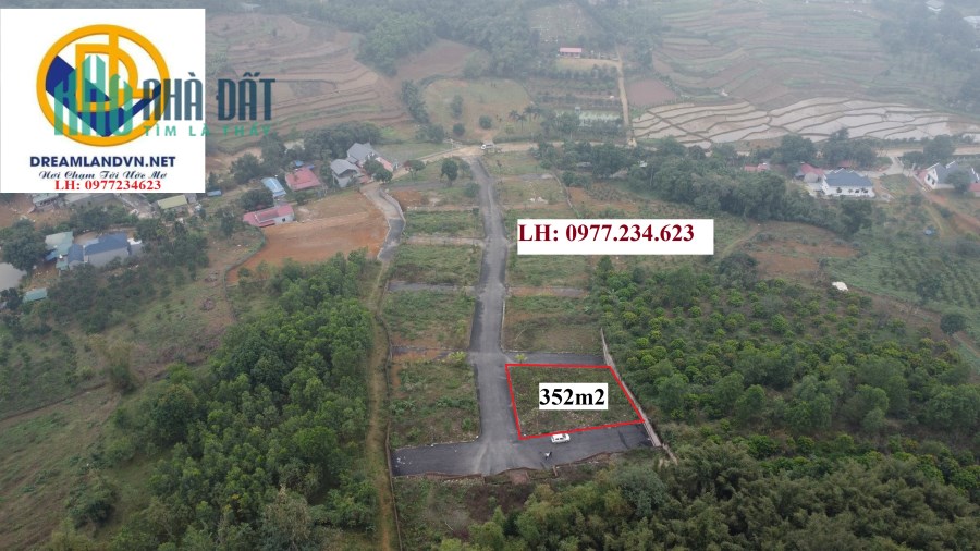 Bán gấp 352m2 3 mt view núi xã Phú Mãn, Quốc Oai giá 8,5tr/m. LH:0977234623