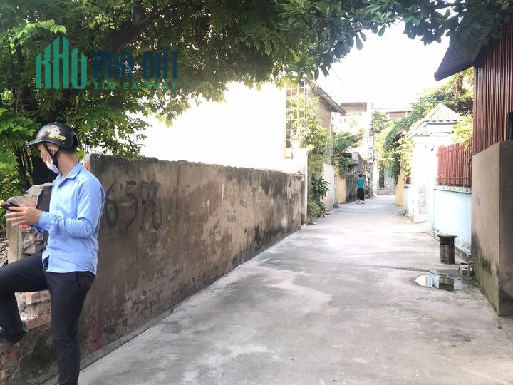 Bán đất Ngô Xuân Quảng, TT Trâu Qùy, Gia Lâm đường oto tải tận cửa chỉ 20m ra trục phố