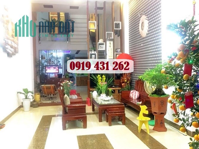 Chính chủ bán nhà 4 tầng hiện đại mặt đường Ỷ Lan Nguyên Phi, Hải Châu, 9,2 tỷ; 0919431262