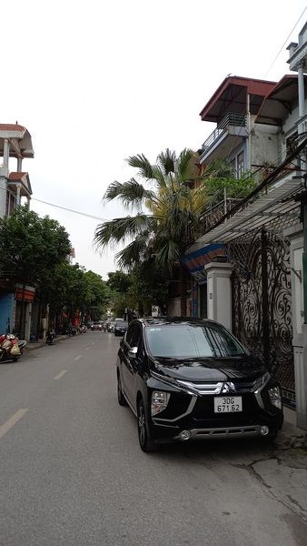 BÁN NHÀ LỆ MẬT, LONG BIÊN, 65M2, 3 TẦNG, 3.5 TỶ cạnh UBND Phường Việt Hưng