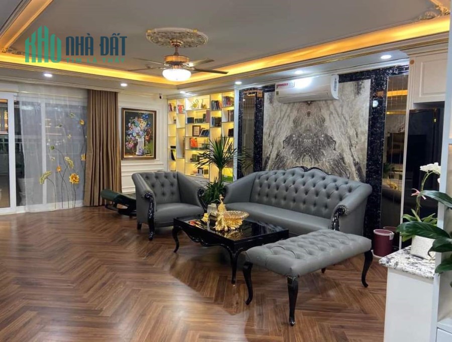 Mặt phố Nguyễn Chí Thanh sầm uất gần phố Huỳnh Thúc Kháng, MT rộng 62m2 chỉ 29.9 tỷ. 0989626116