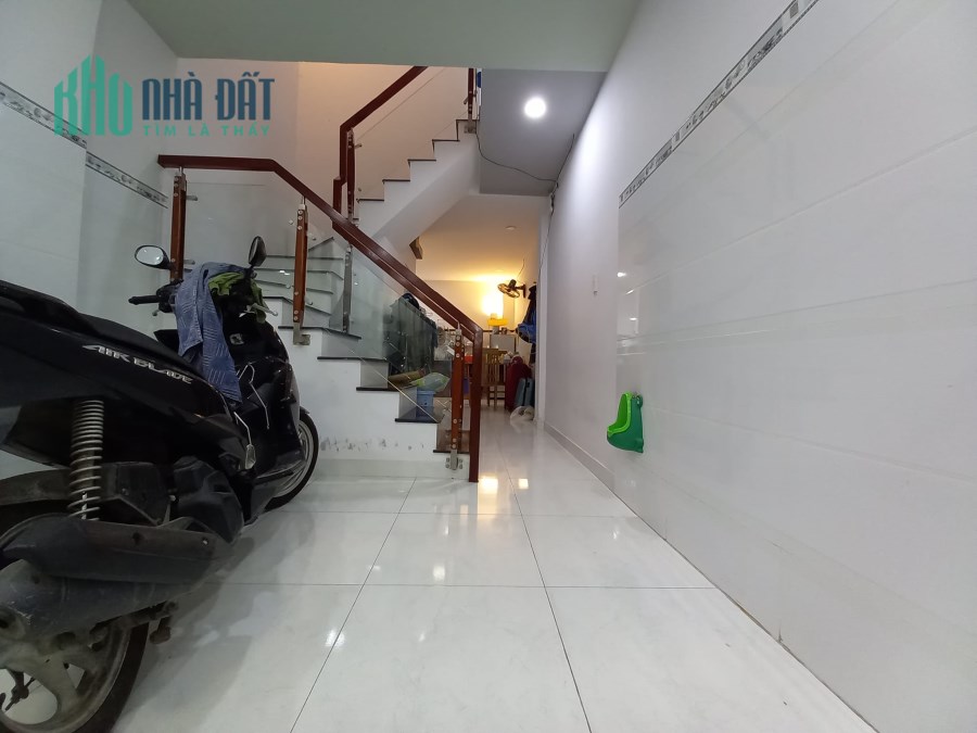 Nhà 2 lầu đẹp Nguyễn Thái Sơn, sát bên Vincom Plaza, 5,1 tỷ - 47 m² Gò Vấp