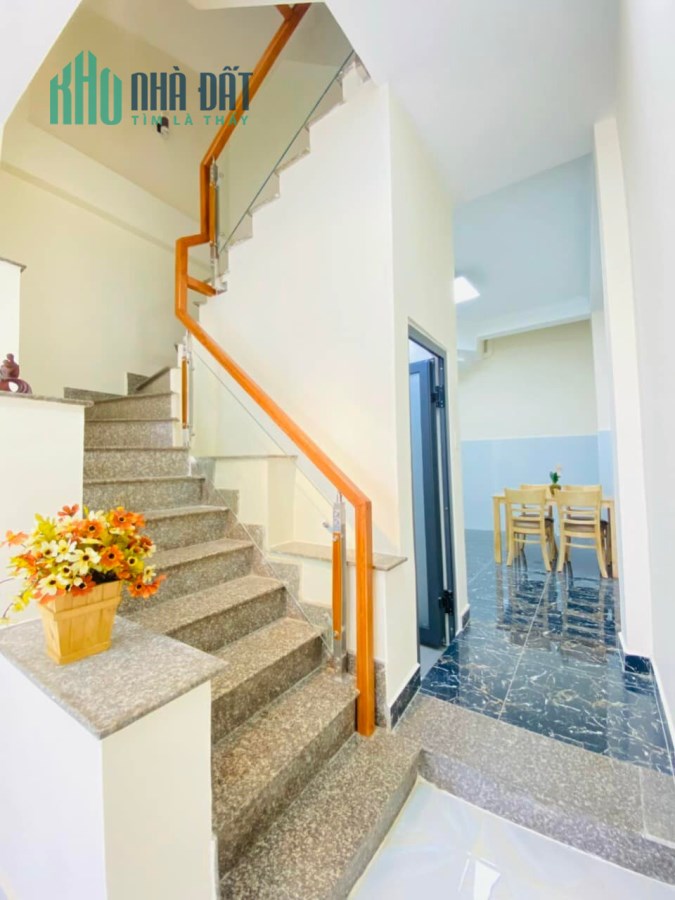 Bán nhà Phan Văn trị, Gò vấp, 46m2, 4 tầng,ngay CITYLAND, nhỉnh 6 TỶ