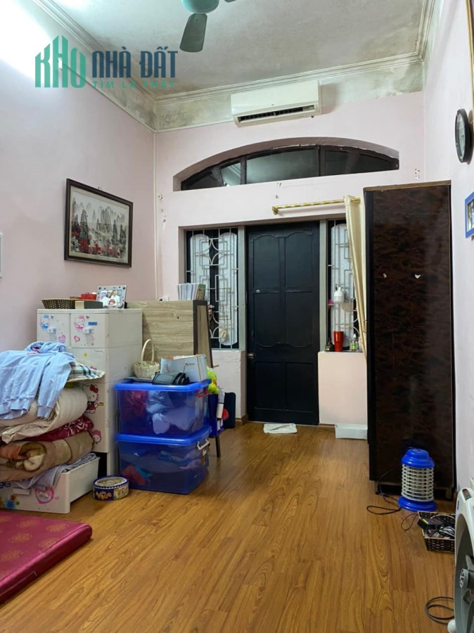 CẦN BÁN NHÀ PHỐ LÊ DUẨN-50M 6xTỶ-2 MẶT NGÕ-ÔTÔ 7CHỖ VÀO NHÀ
