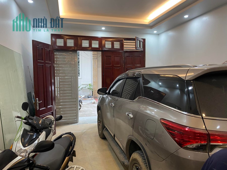 Bán nhà Xã Đàn 60m2*5 tầng 9.8 tỷ Quận Đống Đa 0911259425