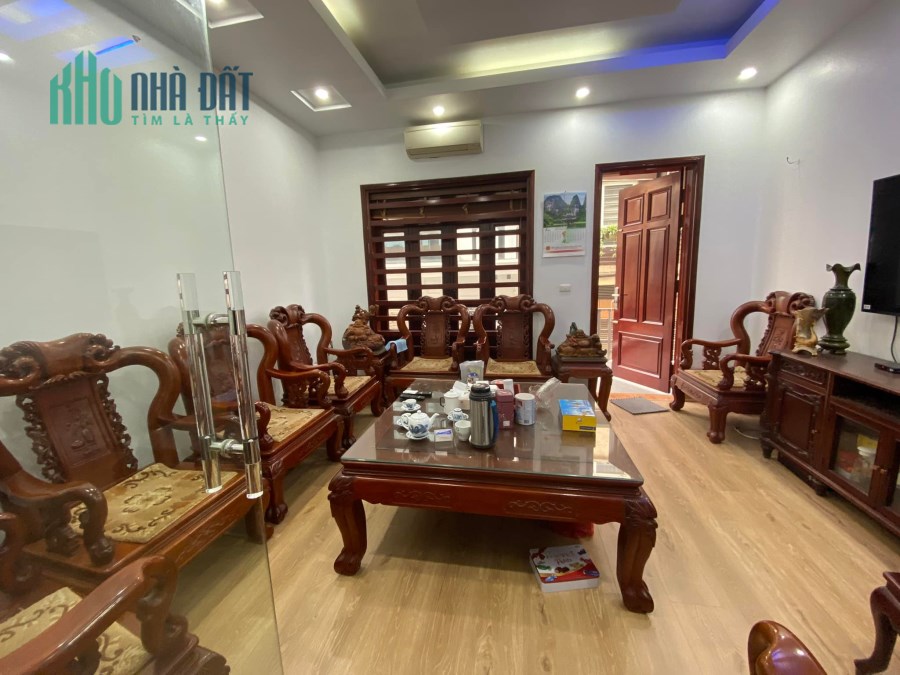 Bán nhà Xã Đàn 60m2*5 tầng 9.8 tỷ Quận Đống Đa 0911259425