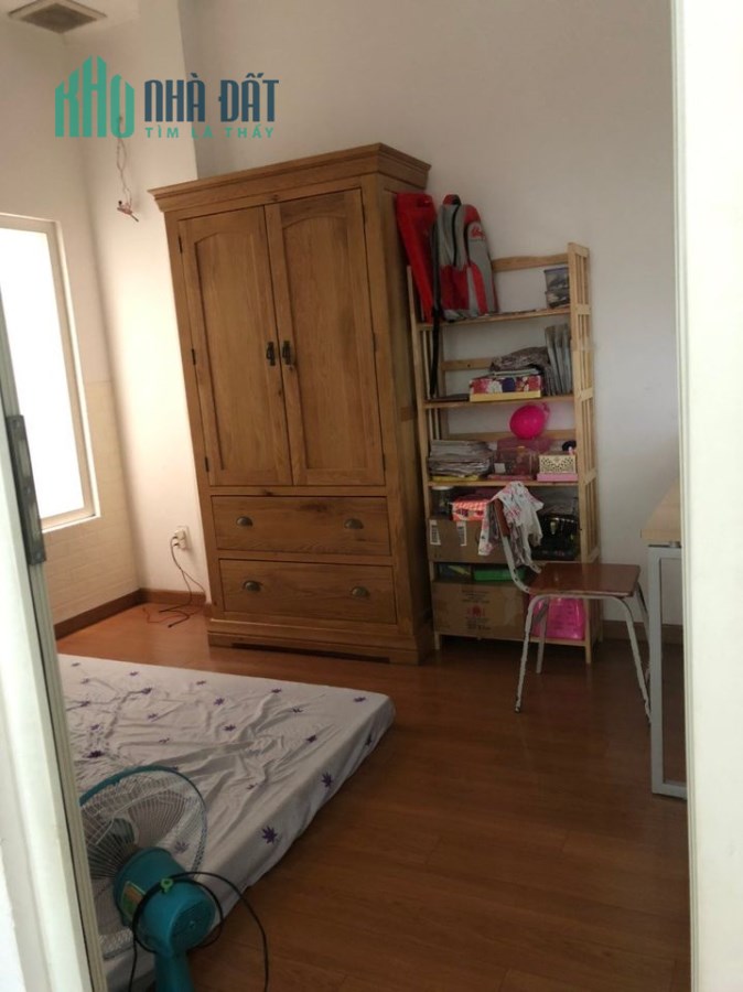 Giảm giá mùa dịch, 46,3m2, có chỗ đỗ xe hơi, Khánh Hội,quận 4, nhỉnh 2 tỷ,lh 0989149953