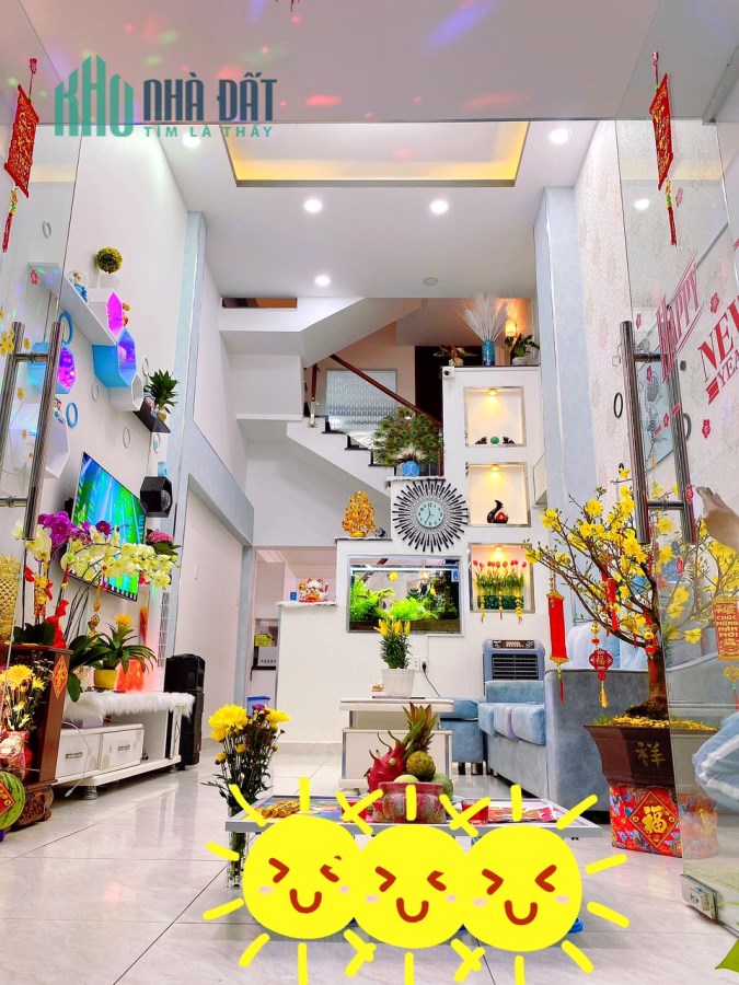 Nhà đẹp hẻm đẹp vào ở ngay Quận 10. DT 3.5x13 5 tầng BTCT giá chỉ 7 tỷ. LH 0938061929