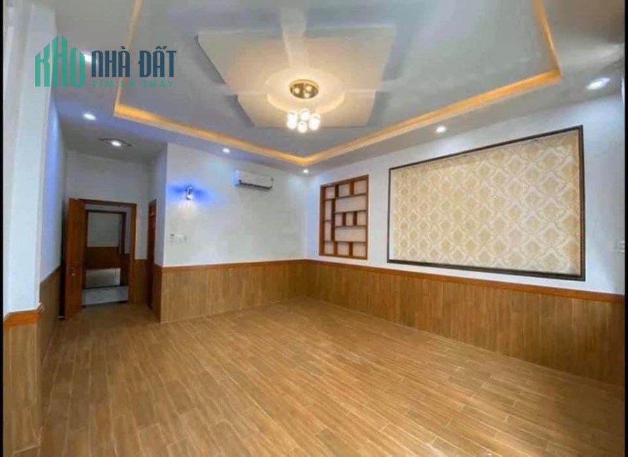 NHÀ ĐẸP LUNG LINH TÂN PHÚ 60M2 CHỈ 4.x Tỷ