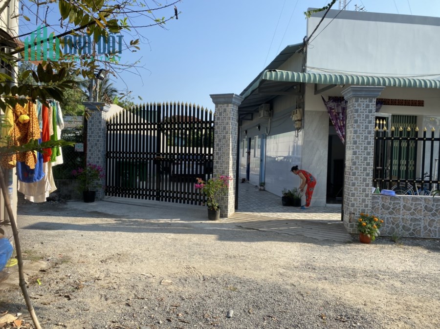 Chính chủ cần bán gấp nhà 4 căn liền kề mặt tiền đường số 7, Quận 9, Hồ Chí Minh