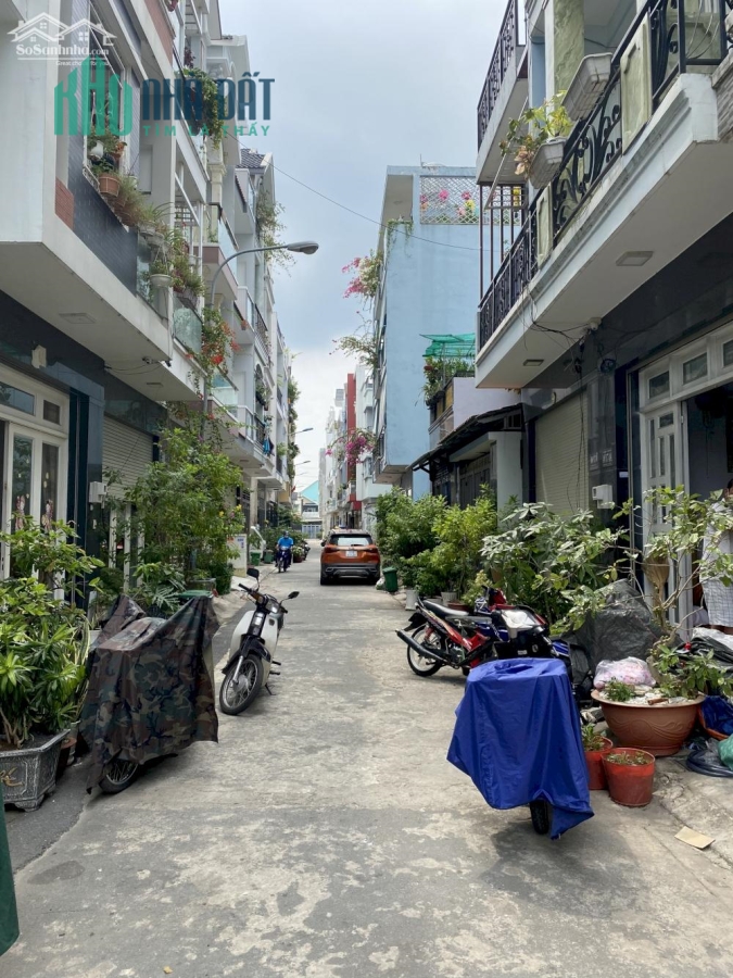 KÊNH 19 THÁNG 5, HẺM 6M, DT 65M2, 4 TẦNG, GIÁ 3,9 TỶ.