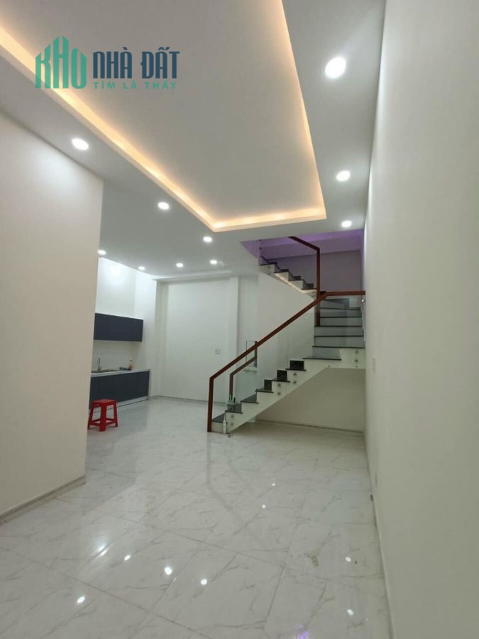 Không quy hoạch giá rẻ, 47,1m2, nhỉnh 3 tỷ,Khánh Hội,quận 4, có chỗ để xe hơi,lh 0989149953