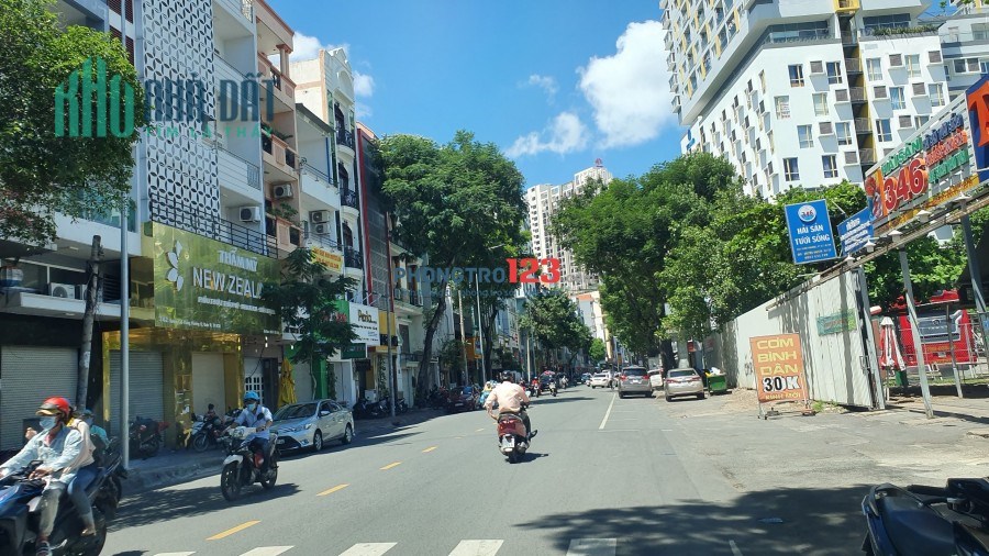 Bán nhà khu kinh doanh sầm uất hẻm xe hơi ,đường Võ Văn Kiệt,diện tích 32m2 ,giá 8.5 tỷ