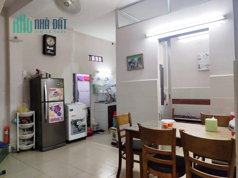 Bán nhà HXT thông Thiên Phước, giáp quận 10, nhà mới, 52m2, chỉ 7.2 tỷ thương lượng.
