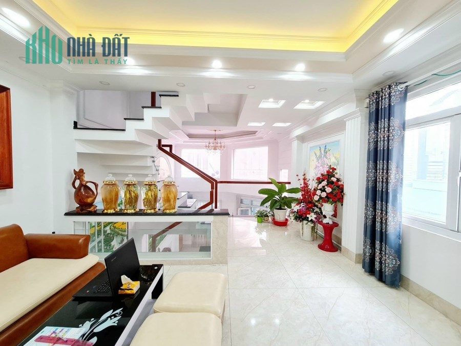 Bán nhà Lê Đức Thọ 44m2 5tỷ2 dọn vào ở ngay