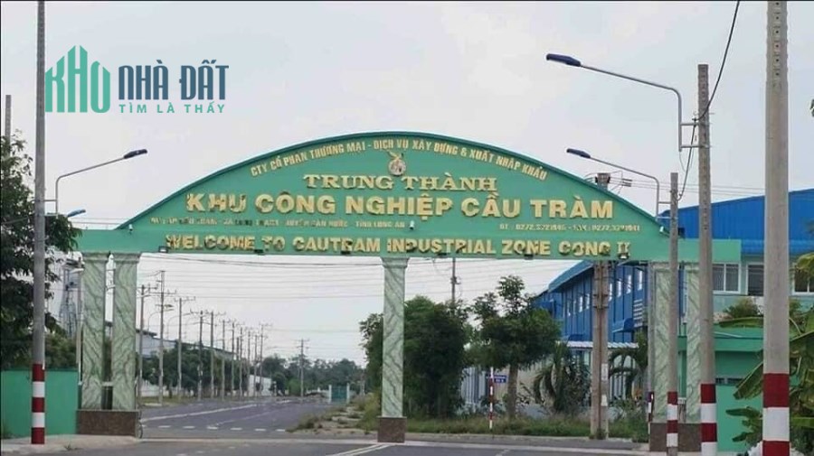 Bán gấp trong tuần 100m2 đất đối diện KCN Cầu Tràm, SHR, 1.2 tỷ. Lh:0382530370.