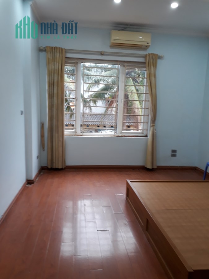 Chính chủ bán nhà ngõ 43  Cổ Nhuế Bắc Từ Liêm, 50m, 4 tầng, MT 4m,  giá nhỉnh 4 tỷ, ô tô đỗ cửa