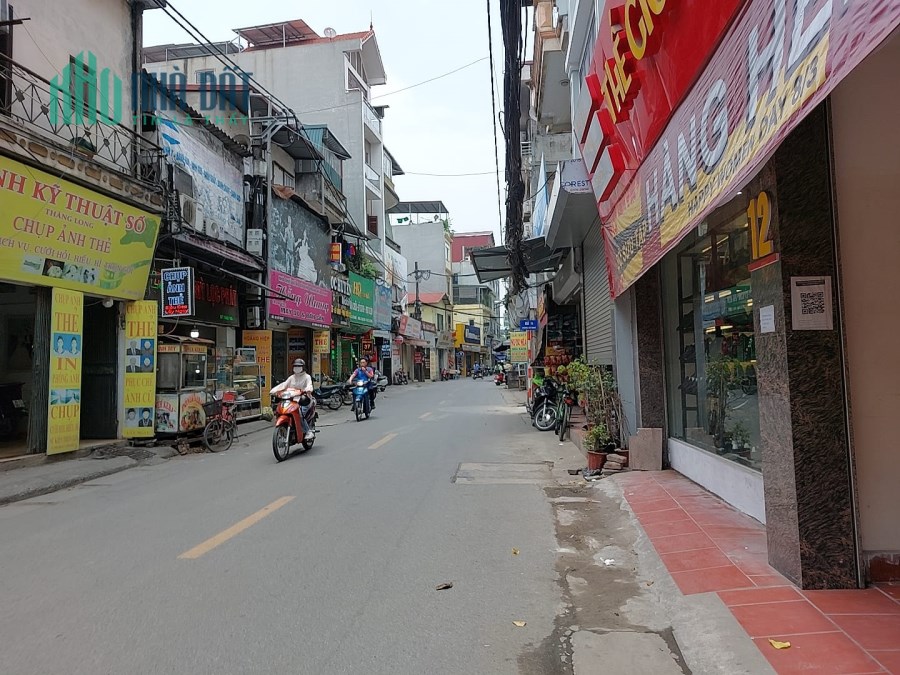 Bán nhà Cổ Nhuế, Bắc Từ Liêm, 40m, C4, MT 5m,  giá 3 tỷ, lô góc, 3 thoáng.