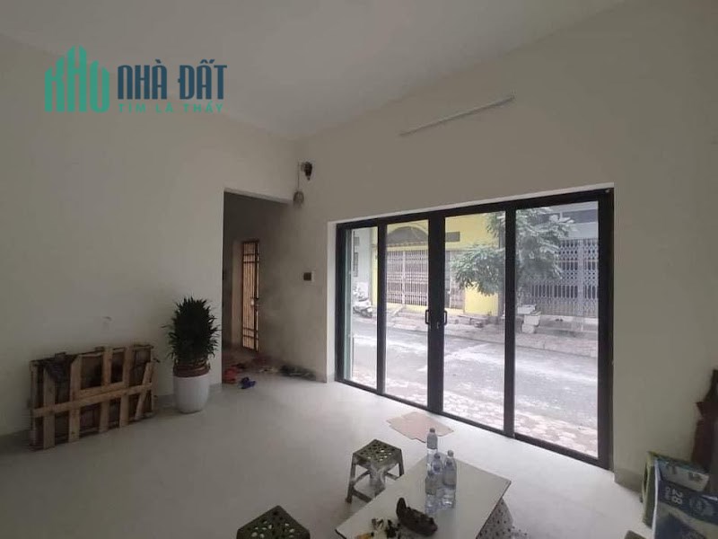 Bán nhà Hoàng Diệu,mặt phố cổ, mật tiền lớn, ô tô đỗ cửa, kinh doanh, DT:44m2, 4 tầng, giá 8 tỷ 6.